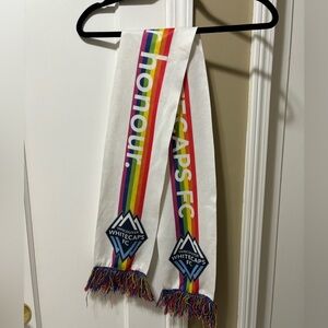 Whitecaps Scarf